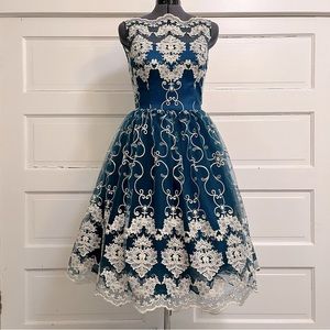 ModCloth Reign or Shine dress by Chi Chi London - size 8 NWT